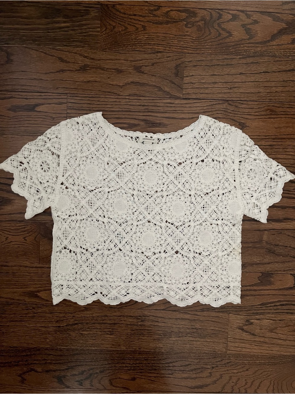 NWOT Sundance Women's White Crochet Short Sleeve Boxy Cropped Top